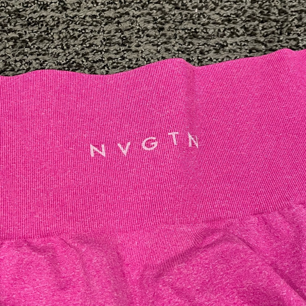 NVGTN SOLID SEAMLESS LEGGINGS💖